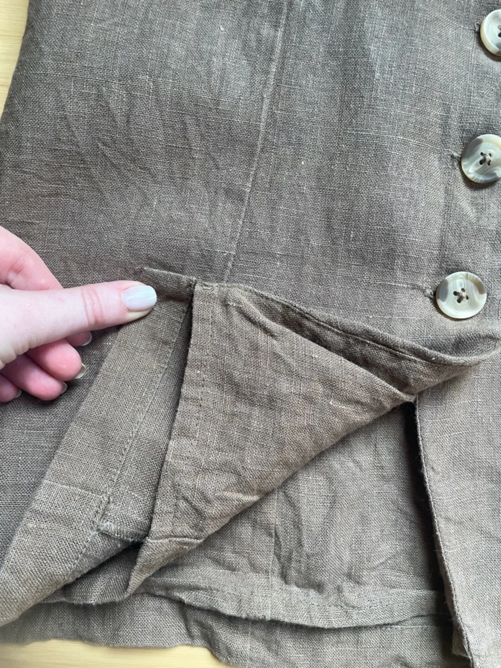 First Rite Linen Vest Tank in Cocoa, Size S - Picture 7 of 9